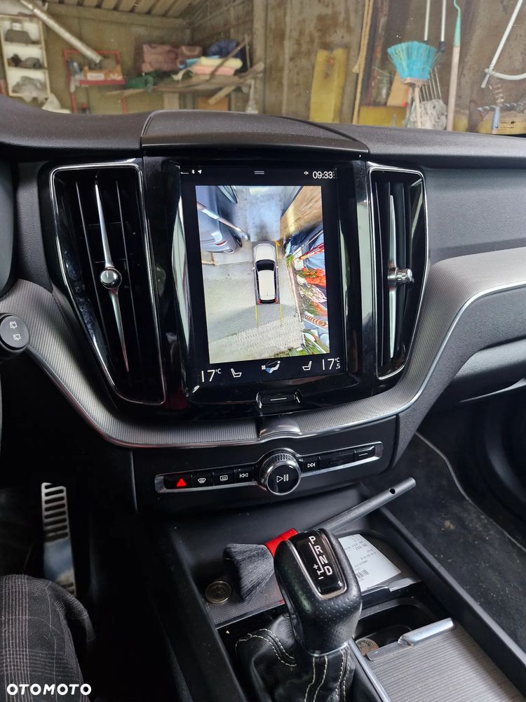 Volvo XC 60 D5 SCR AWD Inscription - 11