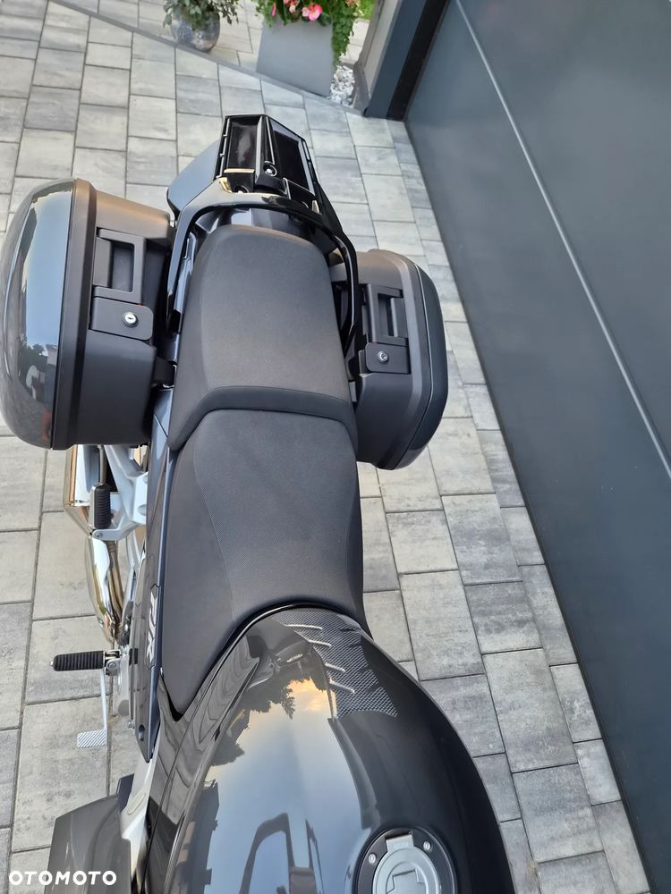 Yamaha FJR - 13