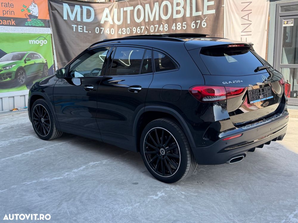 Mercedes-Benz GLA - 31