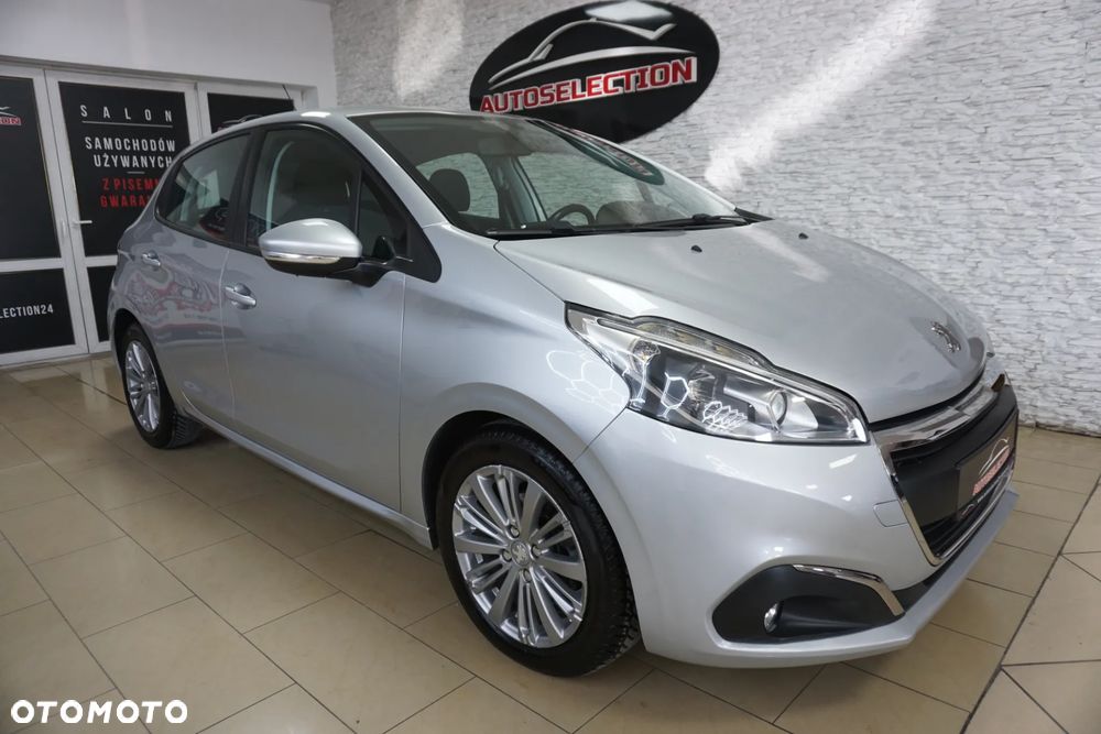 Peugeot 208 - 7