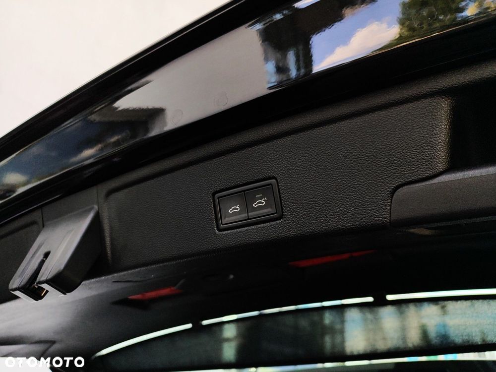 Volkswagen Touareg 3.0 V6 TDI SCR 4Mot - 39