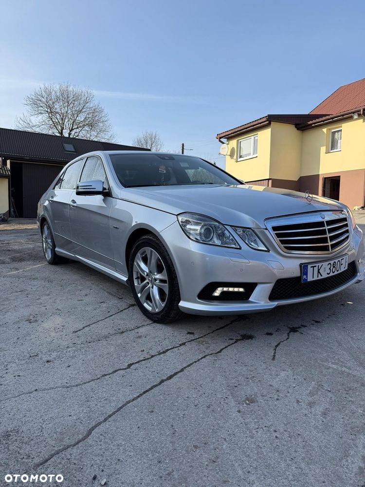 Mercedes-Benz Klasa E 250 CDI 4-Matic BlueEff Elegance - 2