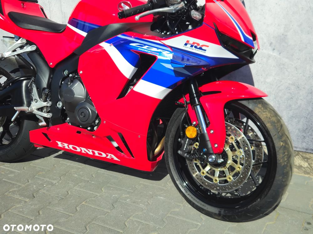 Honda CBR - 25