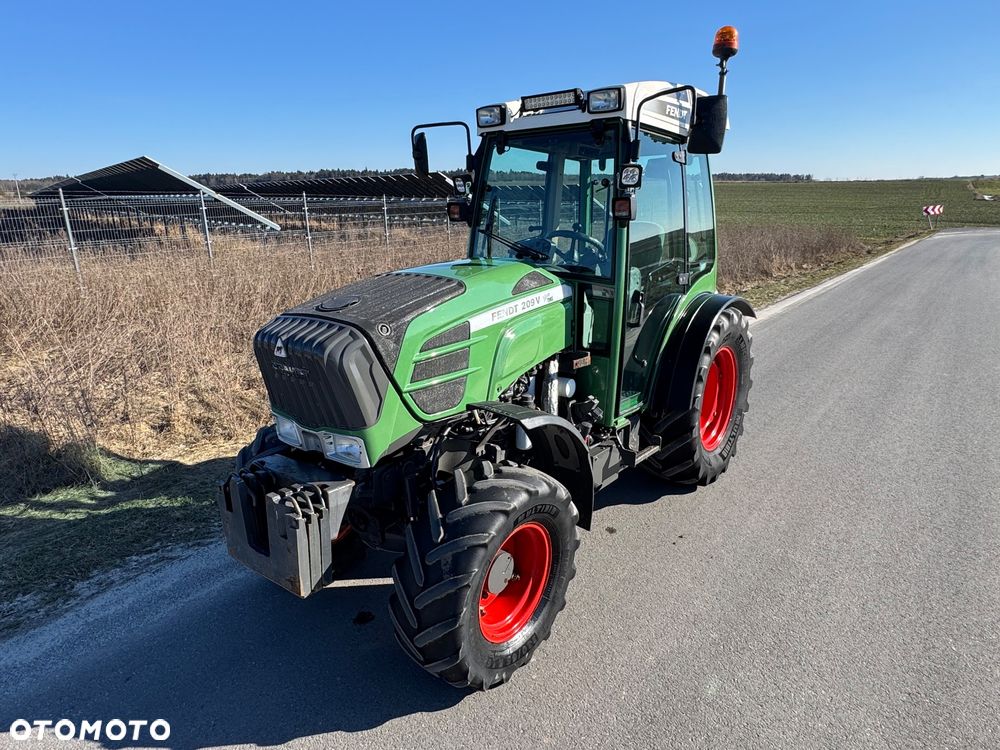 Fendt 209 V Vario TMS, Sadowniczy 4x4 Sadownik Super Stan - 8