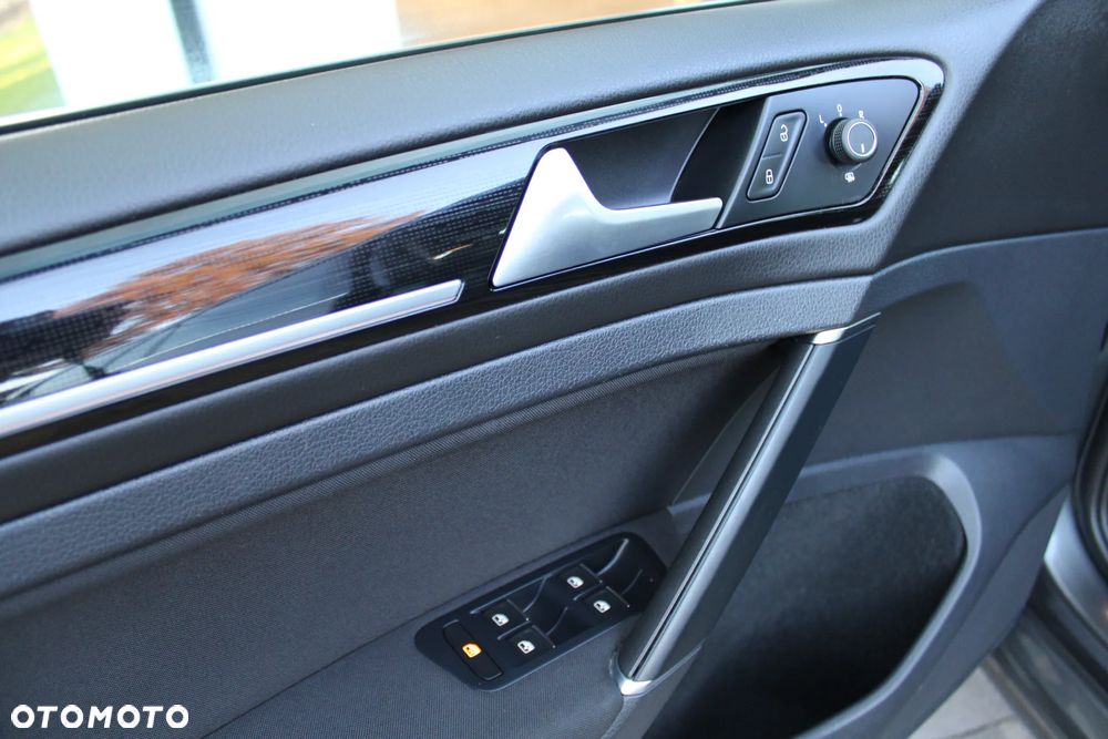 Volkswagen Golf Variant 1.4 TSI BlueMotion Technology Highline - 25