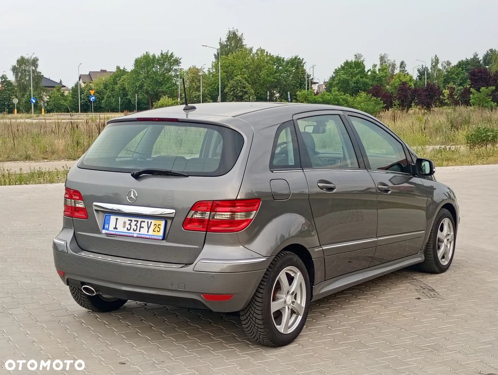 Mercedes-Benz Klasa B 200 CDI Autotronic Grand Edition - 10