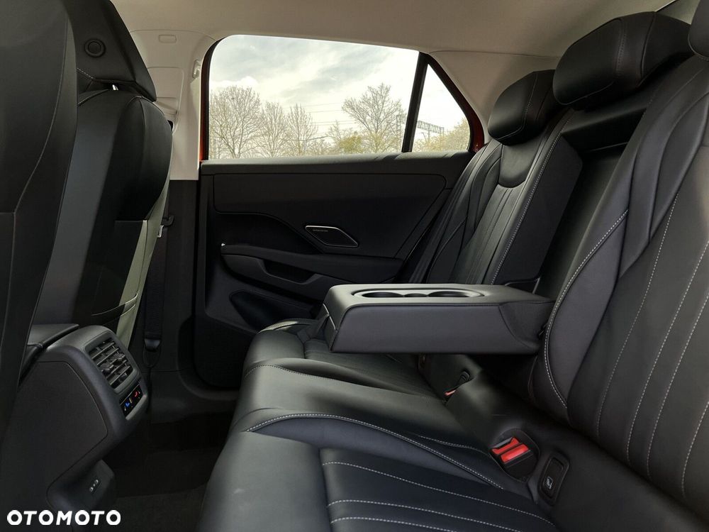 Volkswagen T-Roc - 29