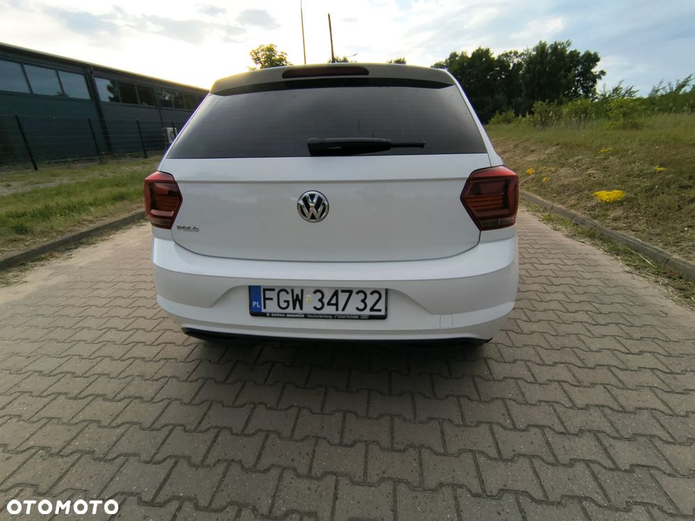 Volkswagen Polo 1.6 TDI SCR Trendline - 14