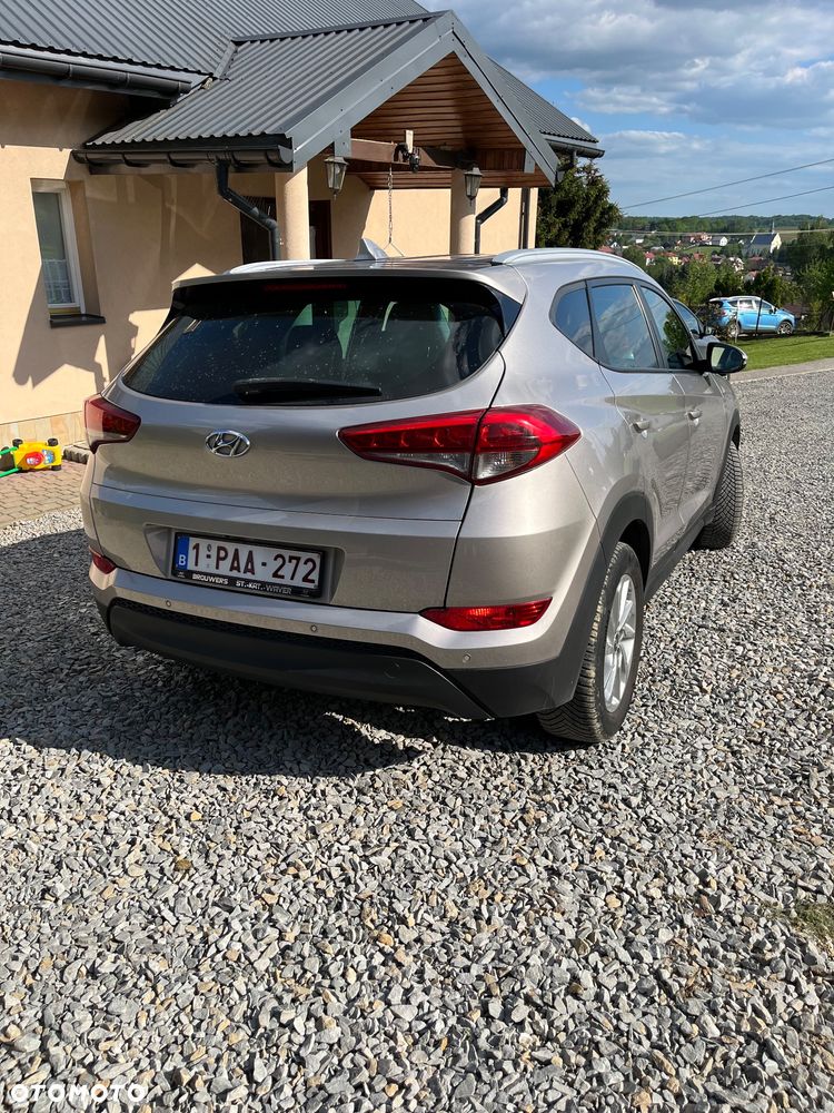 Hyundai Tucson - 2