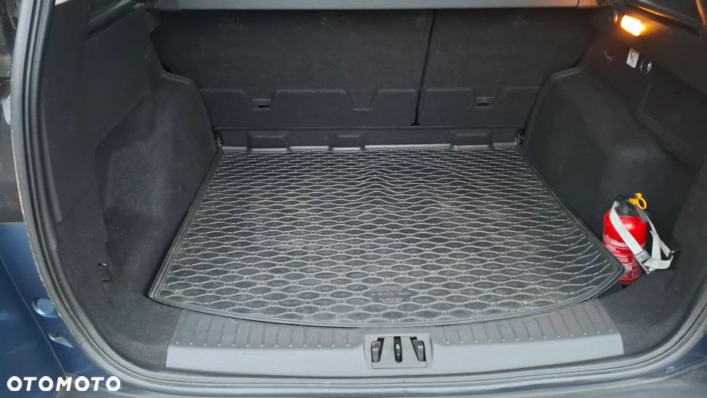 Ford Kuga 2.0 TDCi AWD Titanium - 22