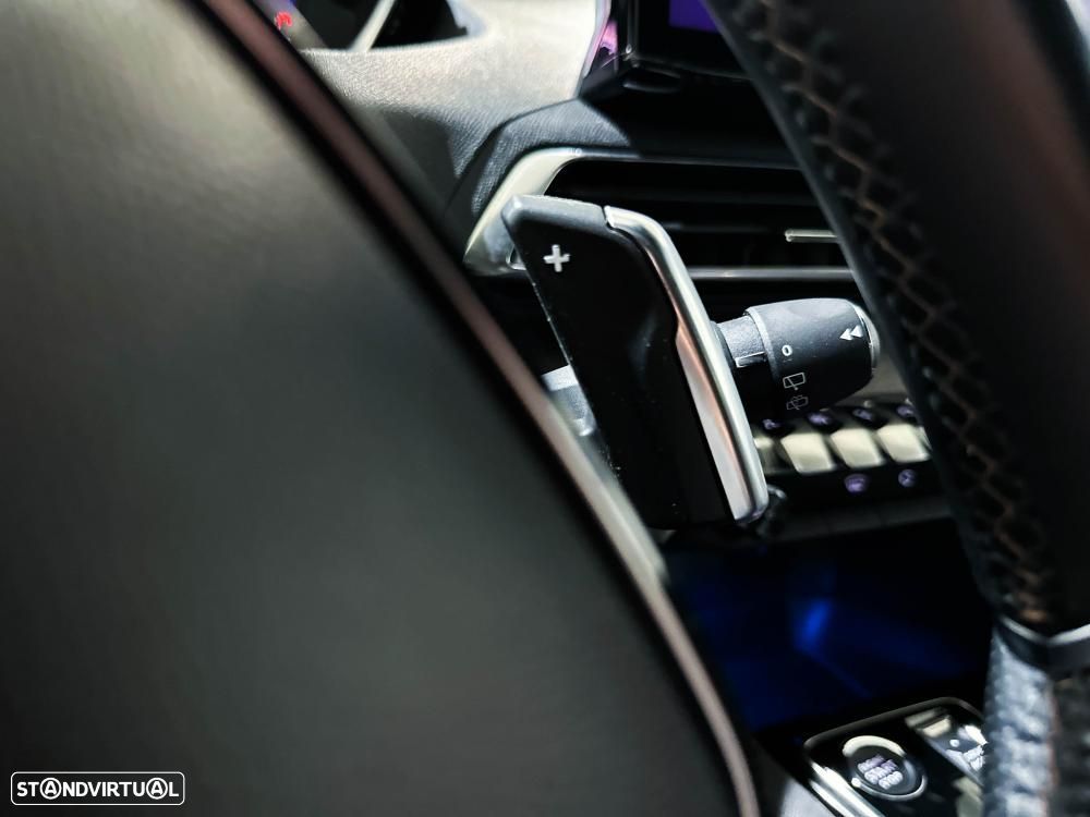 Peugeot 5008 Hybrid 136 e-DSC GT - 30