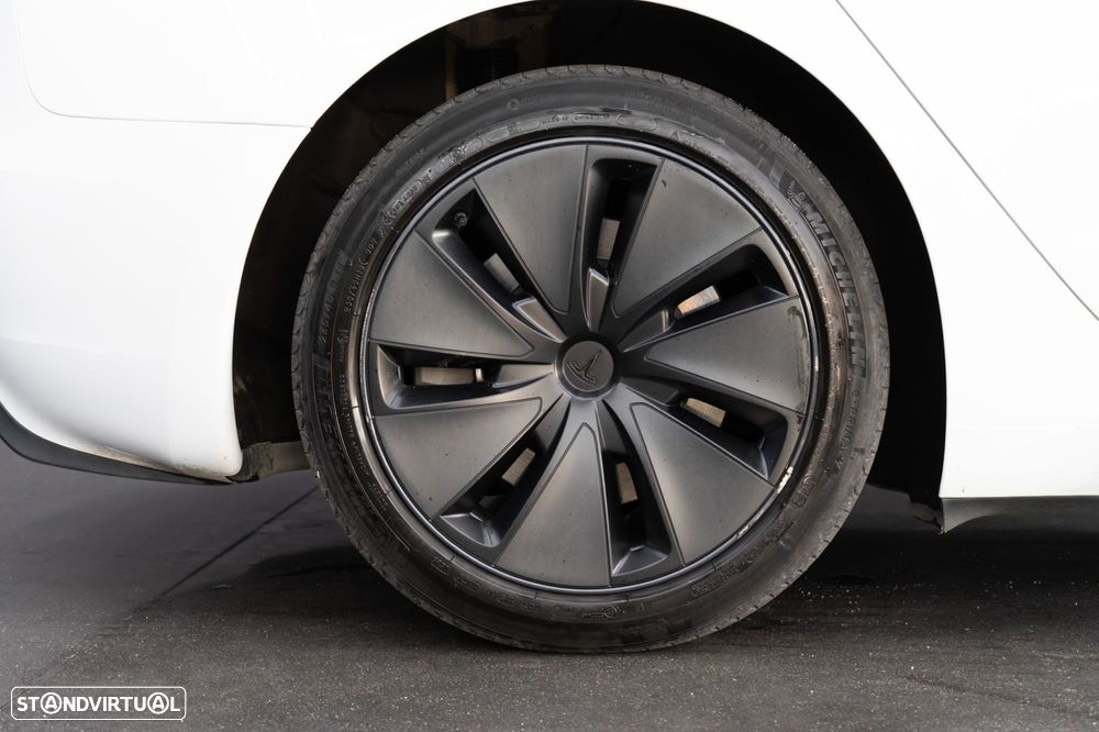 Tesla Model 3 Standard RWD Plus - 15