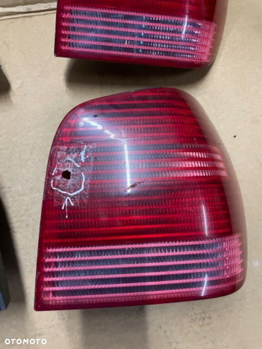 Volkswagen POLO 6n2  lampa tyl tylna lewa prawa - 3