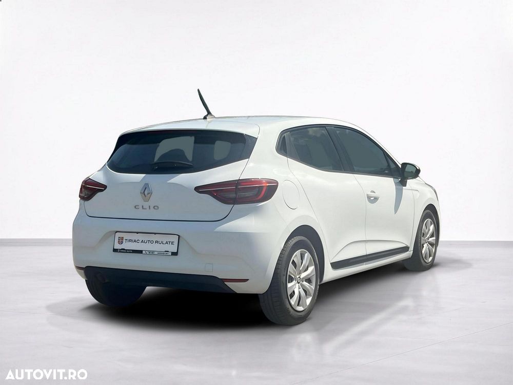 Renault Clio - 7
