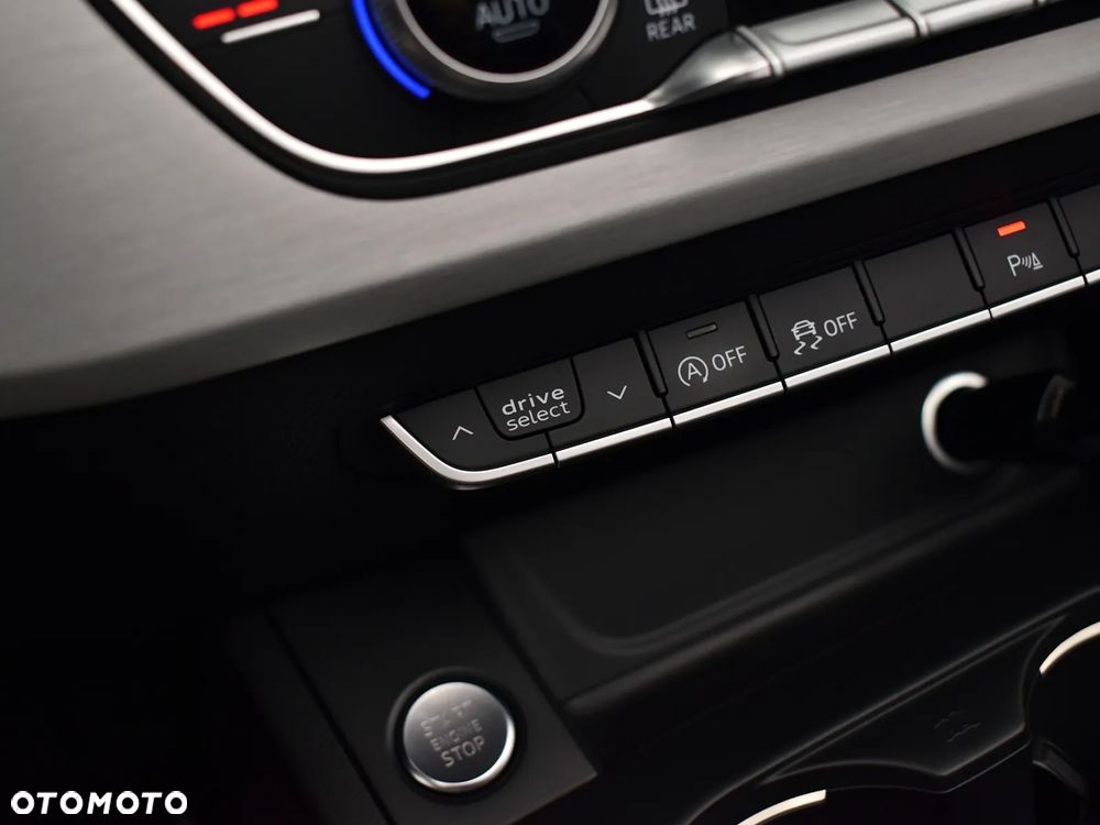 Audi A5 Cabrio 40 TDI S tronic S line - 33