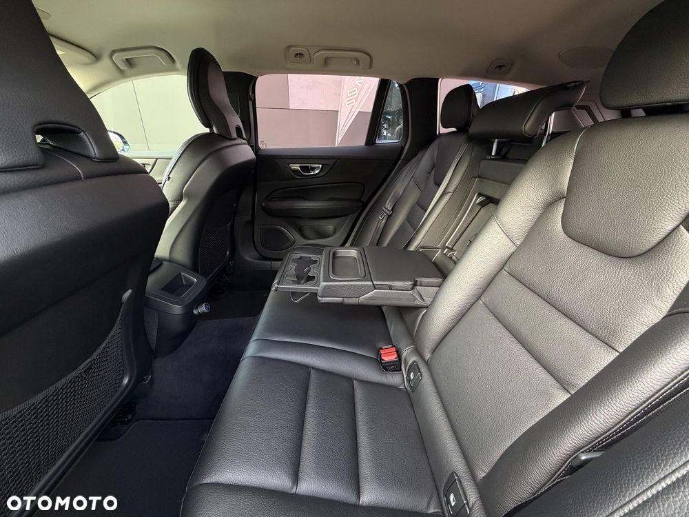 Volvo V60 D4 Inscription - 30