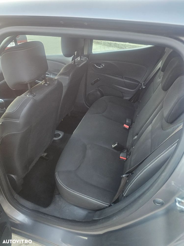 Renault Clio - 7