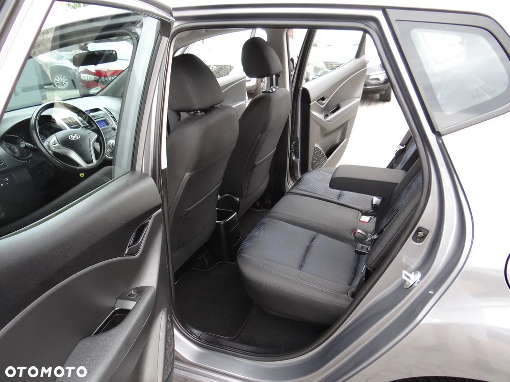 Hyundai ix20 1.4 blue Comfort - 38
