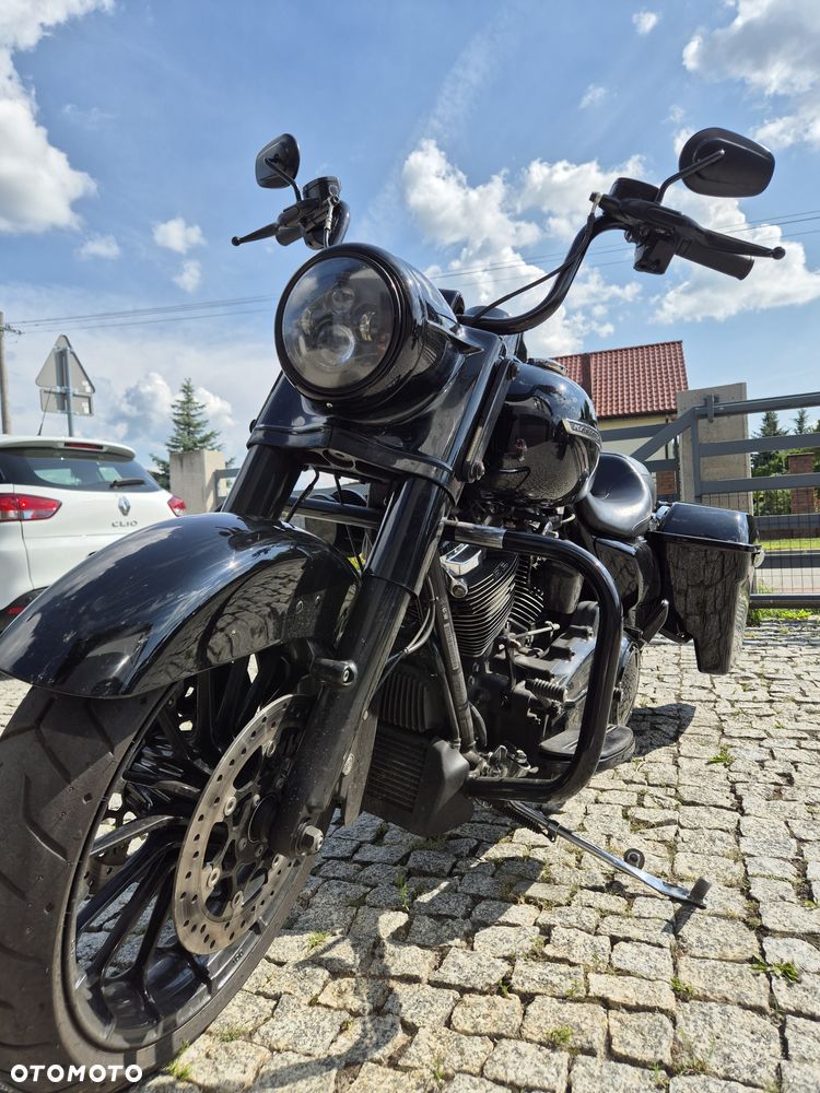 Harley-Davidson Touring Road King - 8