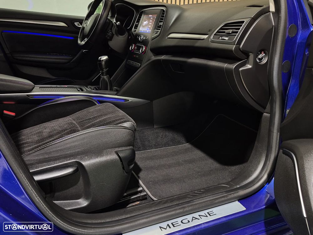 Renault Mégane Sport Tourer 1.5 dCi GT Line - 26