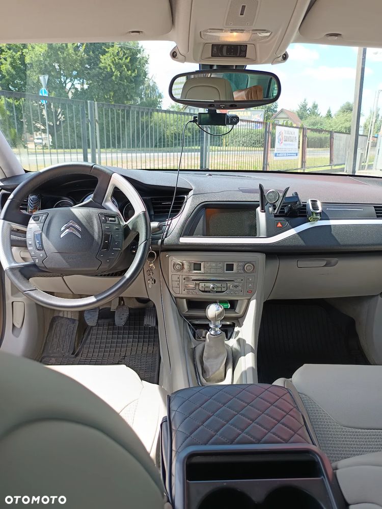 Citroën C5 2.0 HDi Exclusive - 10