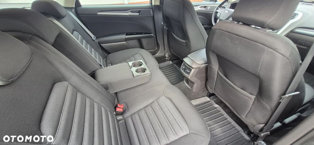 Ford Mondeo - 13