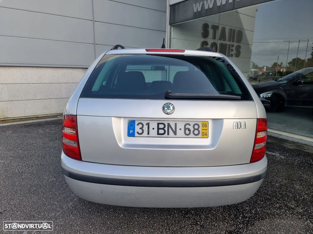 Skoda Fabia Break 1.2 Active - 5