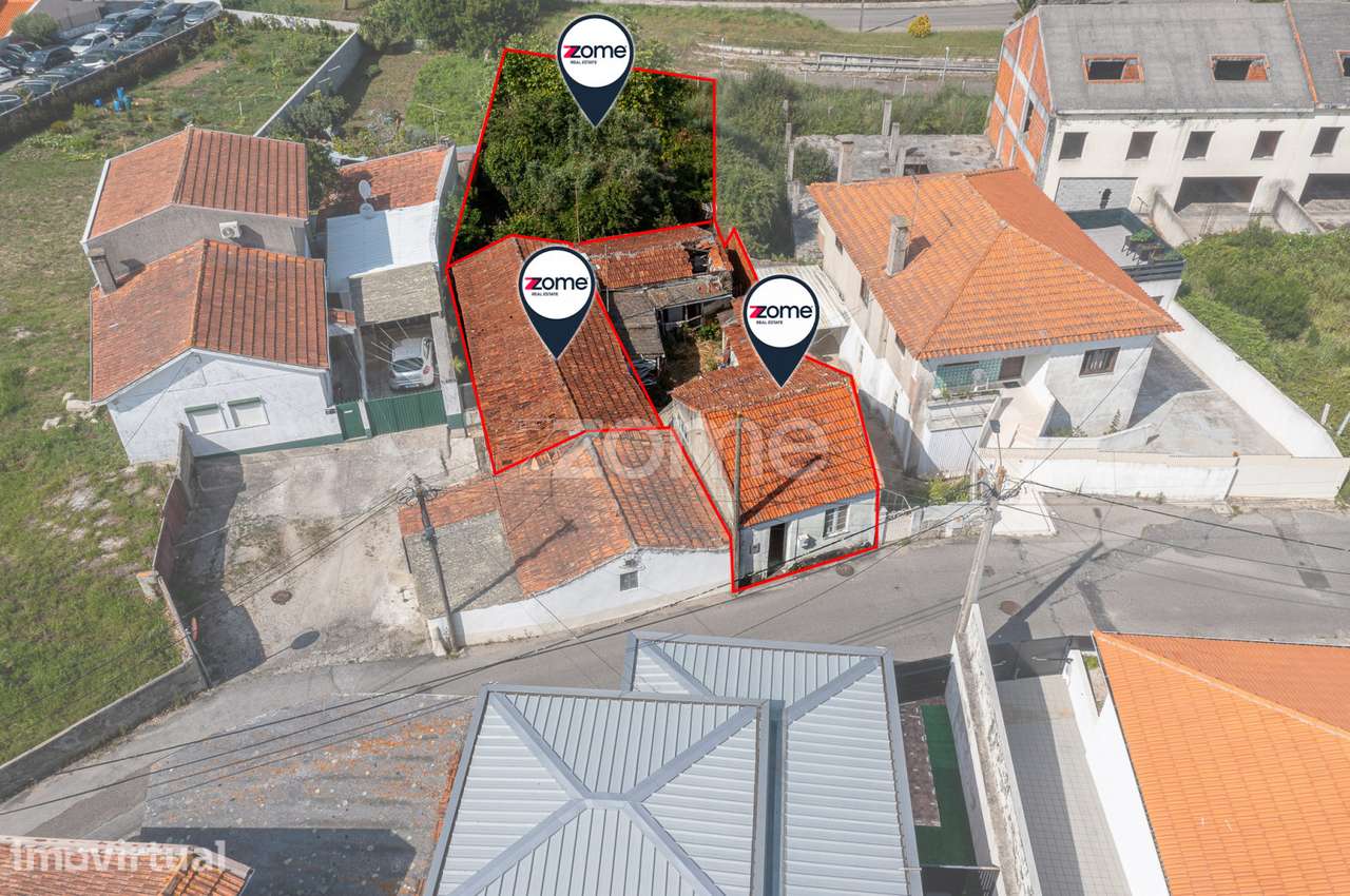 Terreno (ABC: 270m²) e 2 moradias térreas para recuperar em Espinho - Grande imagem: 2/49