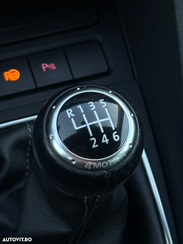 Volkswagen Golf 2.0 TDI DPF 4Motion Style - 13