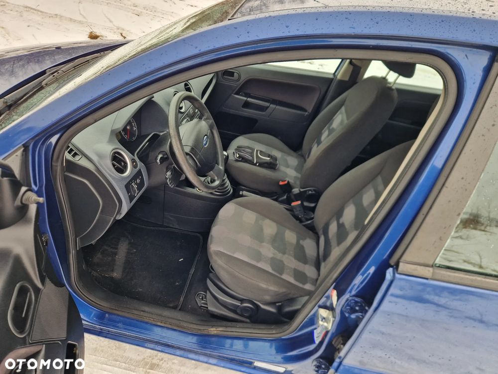 Ford Fusion - 15