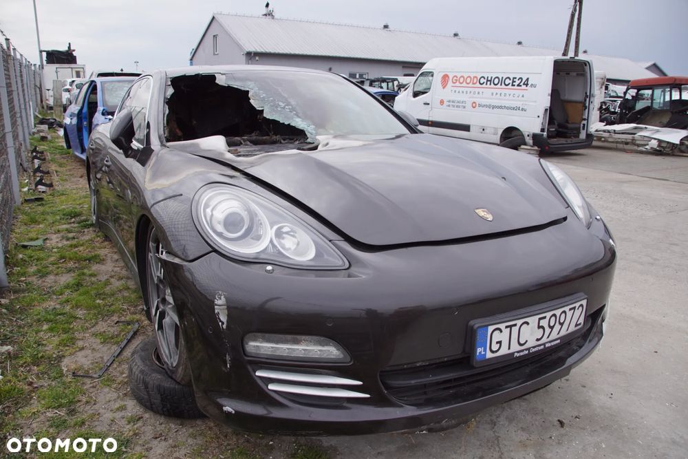 Auto na cześci 692106889 Porsche Panamera 4S 970 silnik 4.8 V8 M4840 skrzynia pdk C7035 lakier LM9Z lampy lampa alternator rozrusznik skrzynia silnik drzwi klapa zderzak pas przedni licznik komputer sterownik pompa abs wydech tłumik - 11