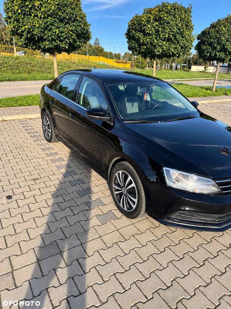 Volkswagen Jetta - 13