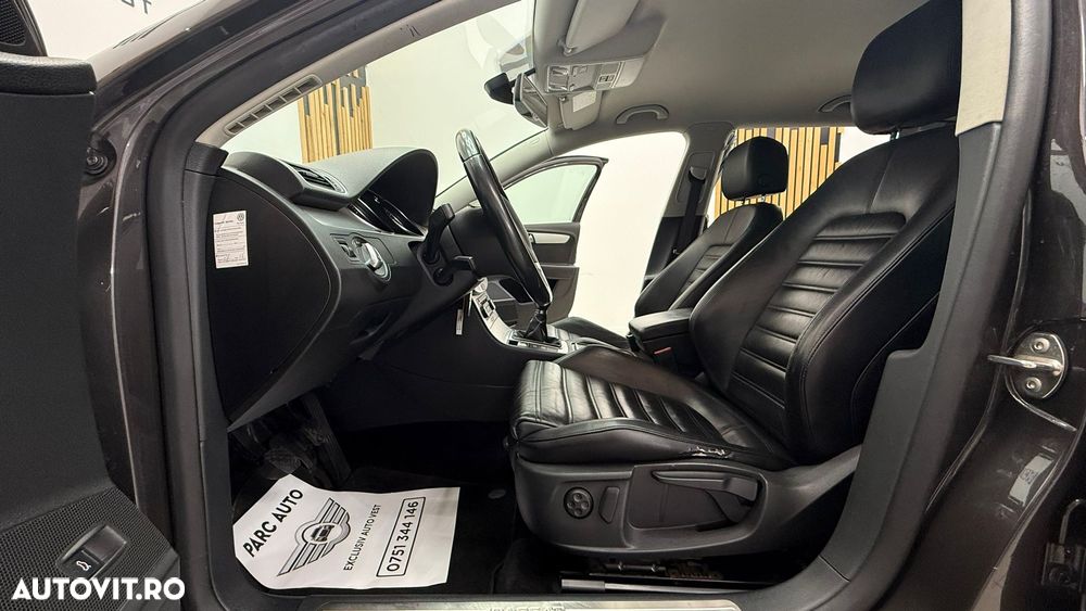 Volkswagen Passat 1.8 TSI Highline - 15