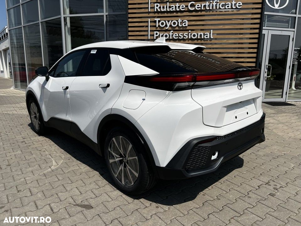 Toyota C-HR - 4
