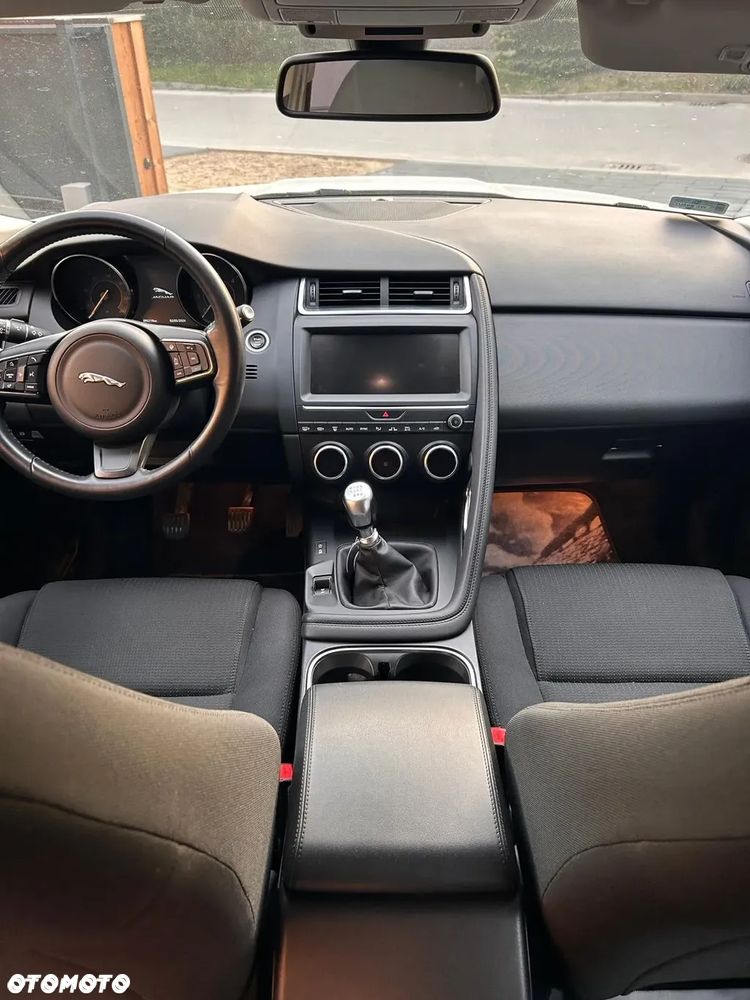 Jaguar E-Pace 2.0 i4D AWD - 6