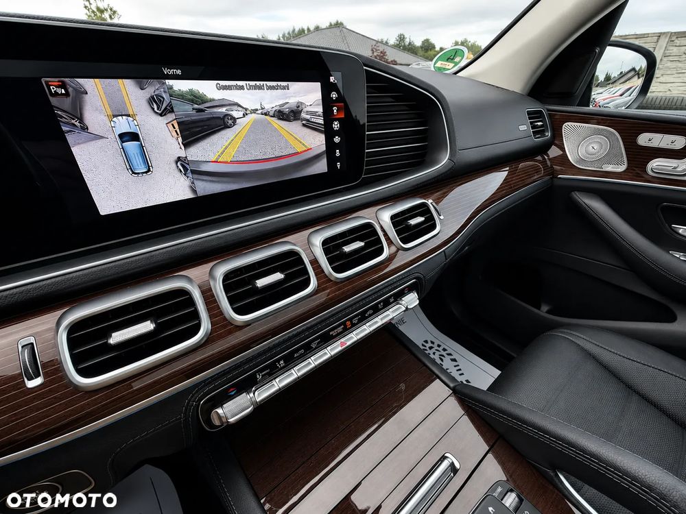 Mercedes-Benz GLE - 33