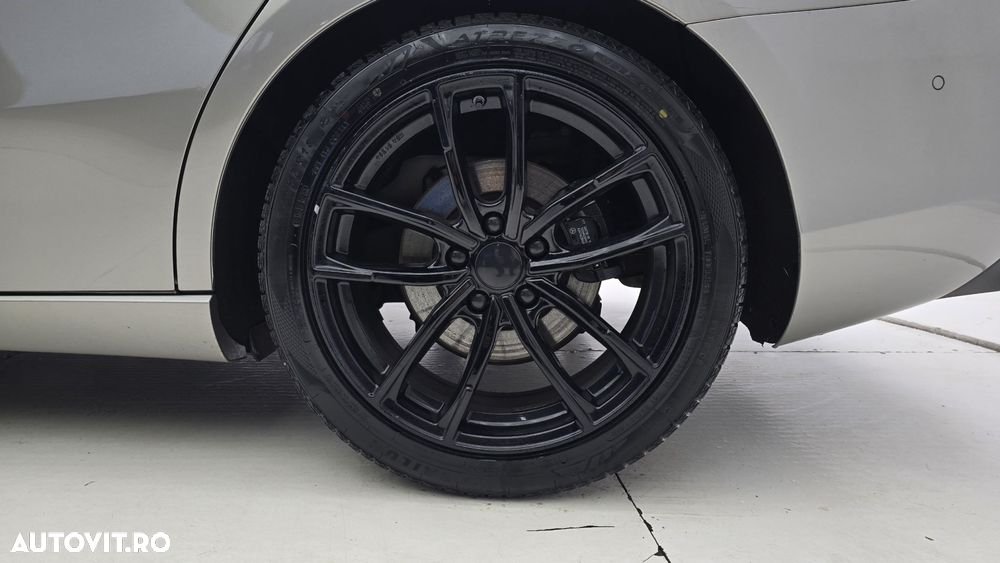 Mercedes-Benz A - 22