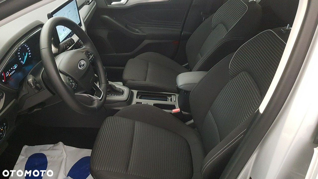 Ford Focus - 21