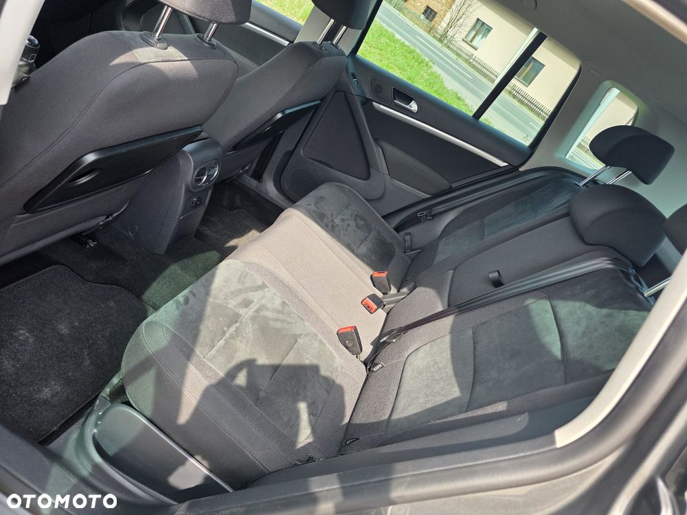 Volkswagen Tiguan - 15