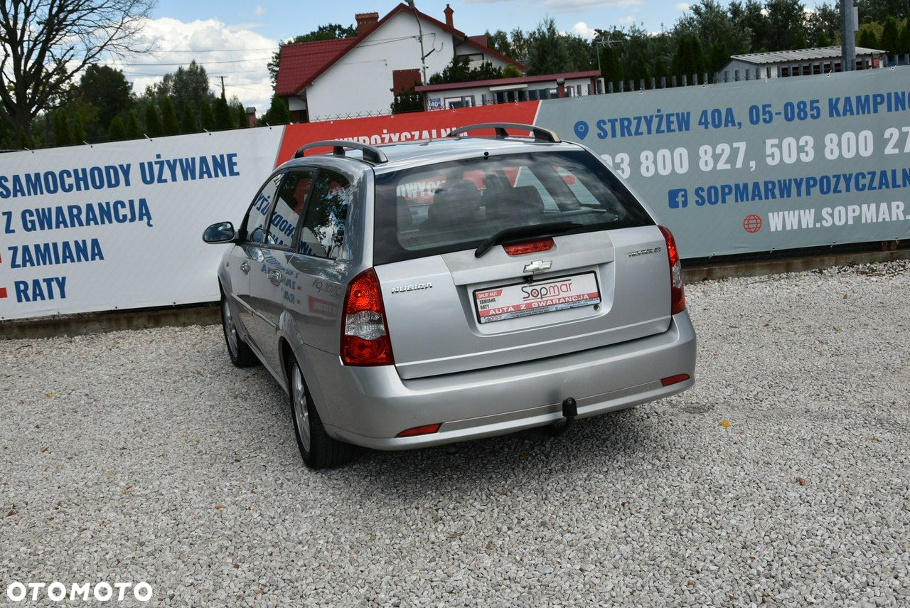 Chevrolet Nubira 1.8 Kombi CDX - 16