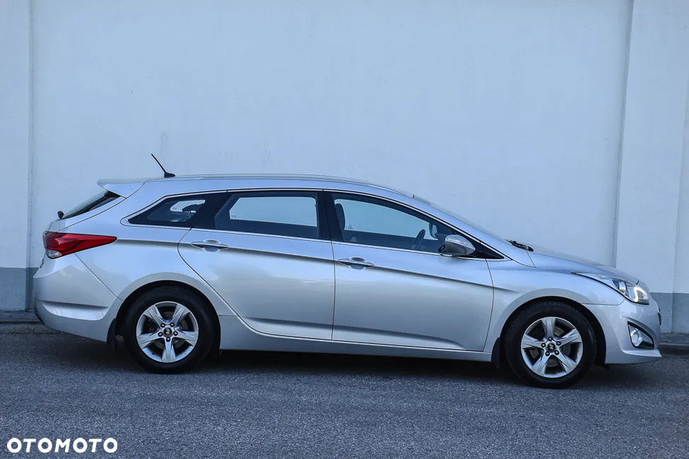 Hyundai i40 1.7 CRDi Comfort + - 16