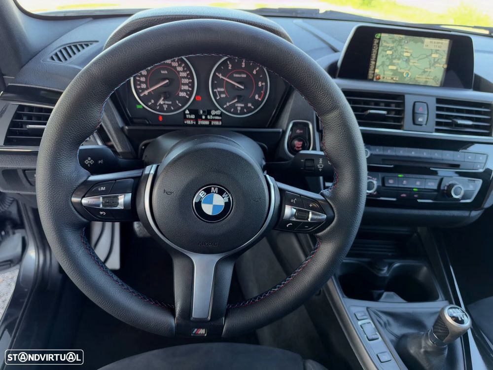 BMW 116 d Pack M - 11