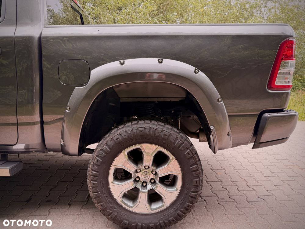 RAM 1500 Crew Cab Shortbed Bighorn - 14