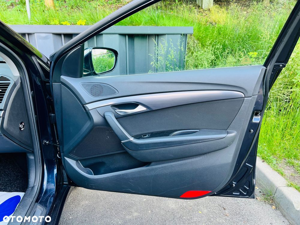 Hyundai i40 2.0 Premium - 34