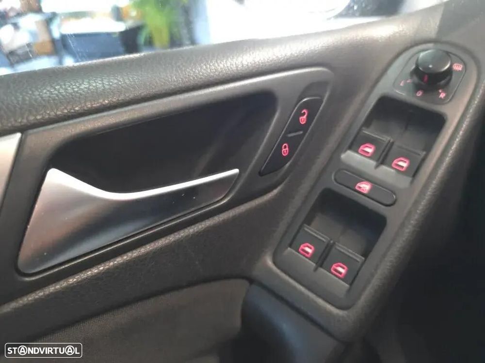 VW Golf - 17