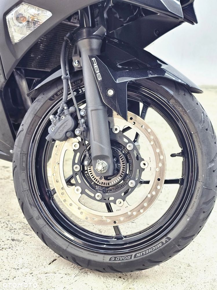 Kawasaki Ninja 500 - 27