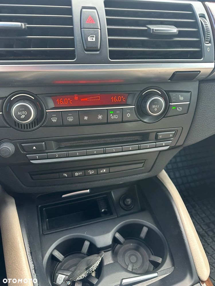 BMW X6 - 12