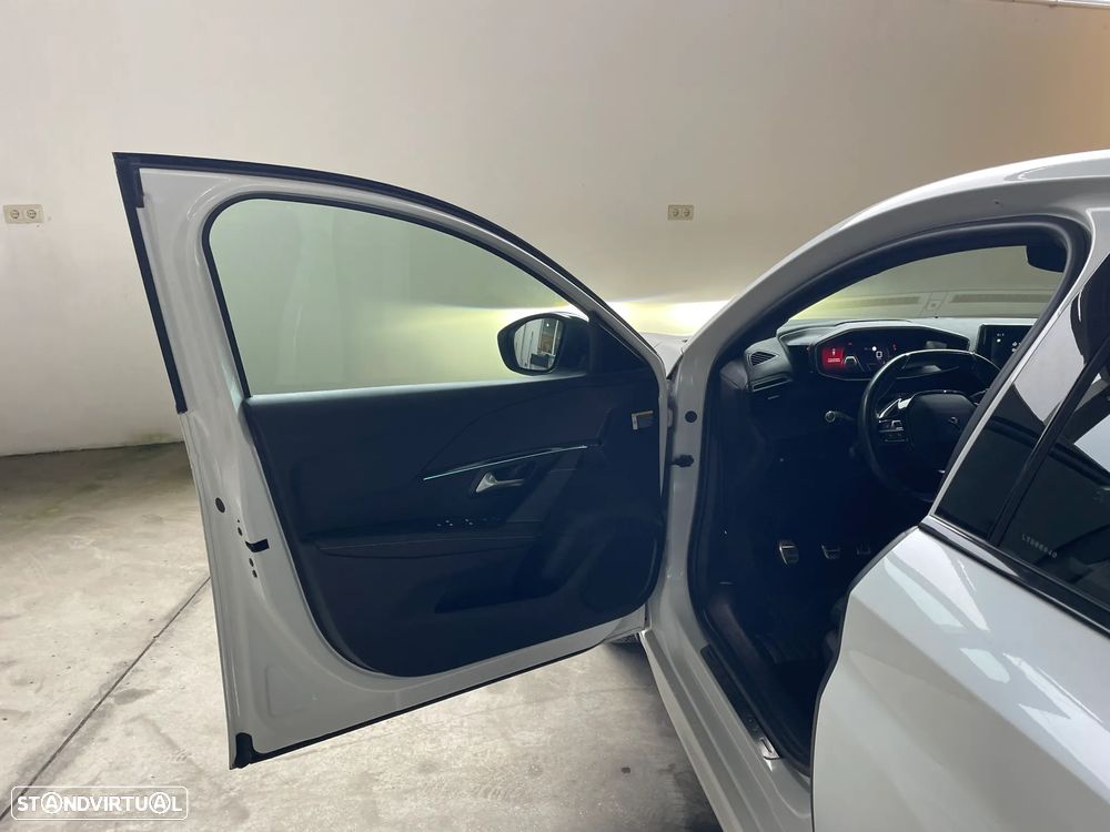 Peugeot 208 1.2 PureTech GT Line - 10