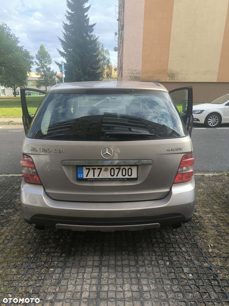 Mercedes-Benz ML 320 CDI 4-Matic - 9