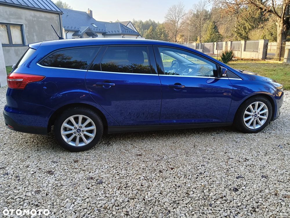 Ford Focus 1.0 EcoBoost Titanium - 5